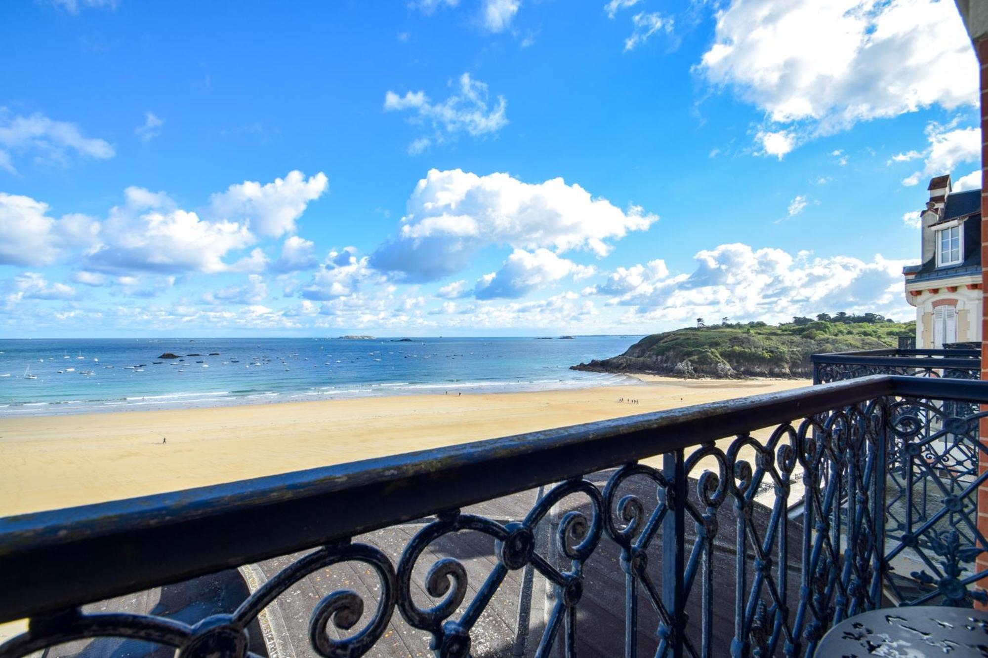 Appartement 4 Pers Vue Mer Au Grand Hotel Saint-Lunaire Exterior foto